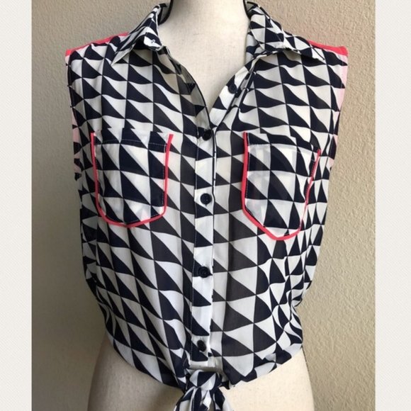 ‼️3 for $15‼️ FRONT KNOT CASUAL BLOUSE TOP - Picture 3 of 5